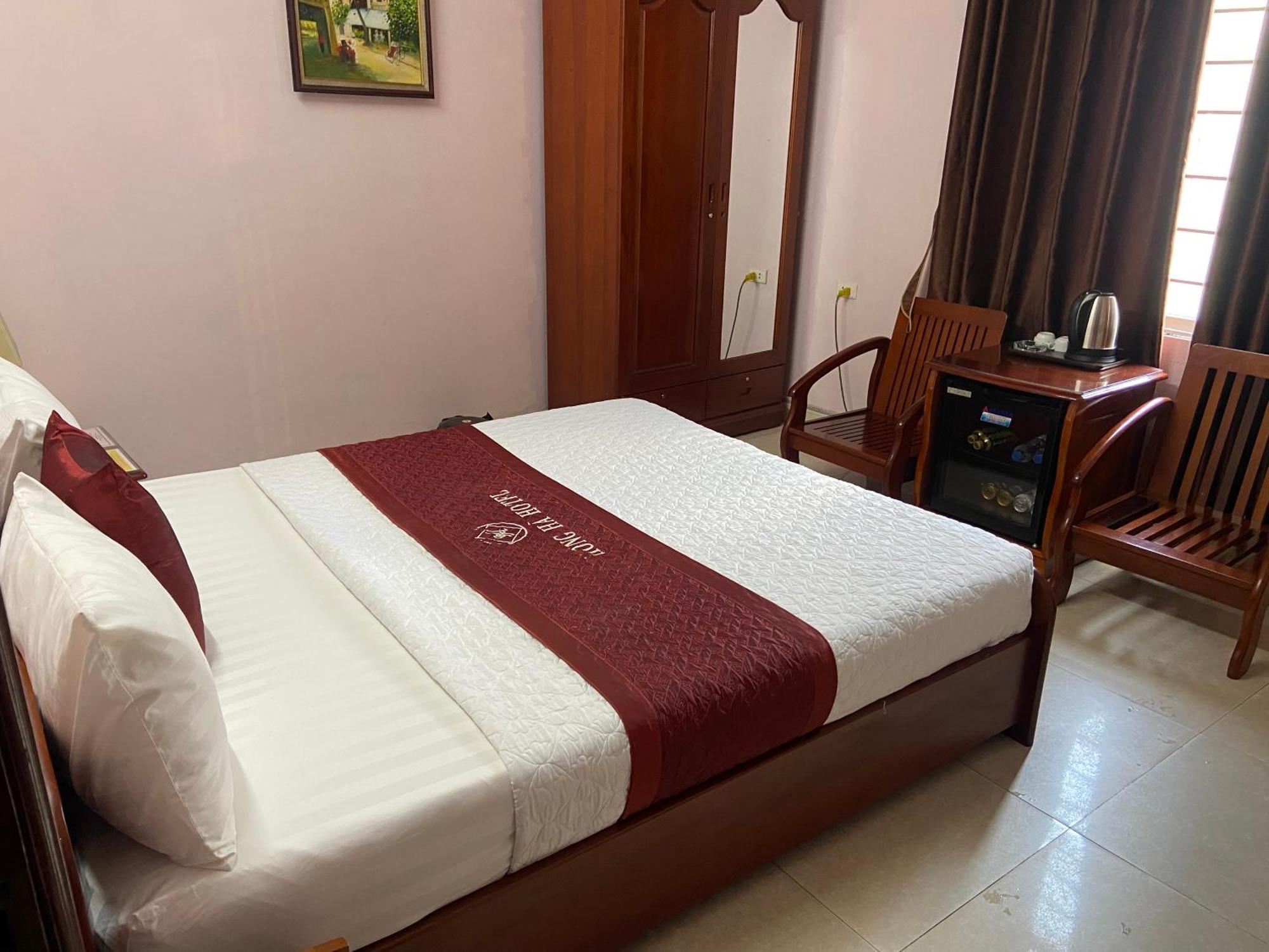 Hong Ha Airport Hotel Thach Loi Luaran gambar